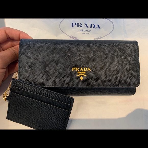 Prada Leather wallet ( Black) - Picture 8 of 8